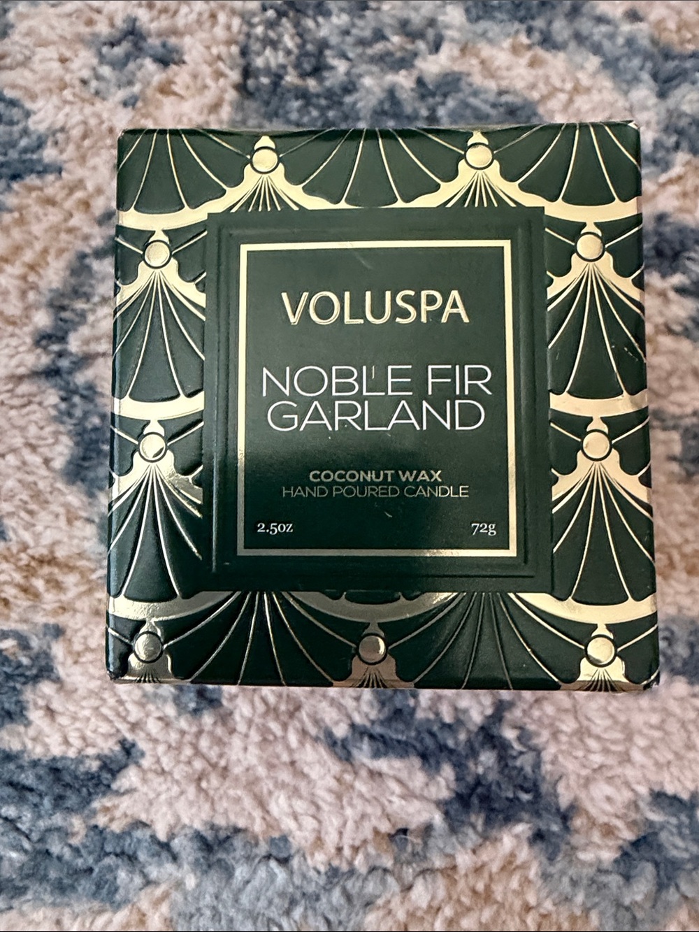 Voluspa Noble Fir Garland Candle - Green & Gold Box 2.5OZ